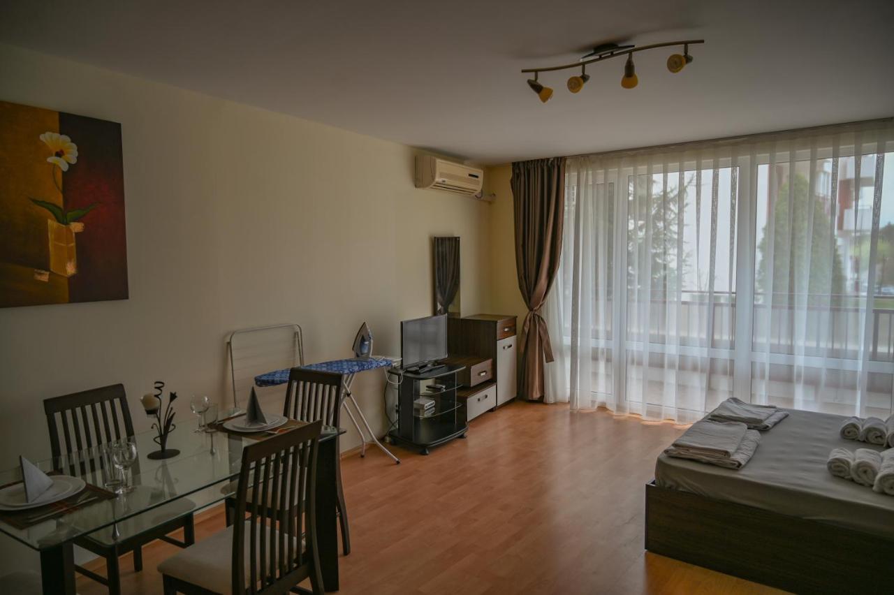 Panorama Fort Beach, Фамилно Студио Deluxe スヴェティ・ヴラス エクステリア 写真